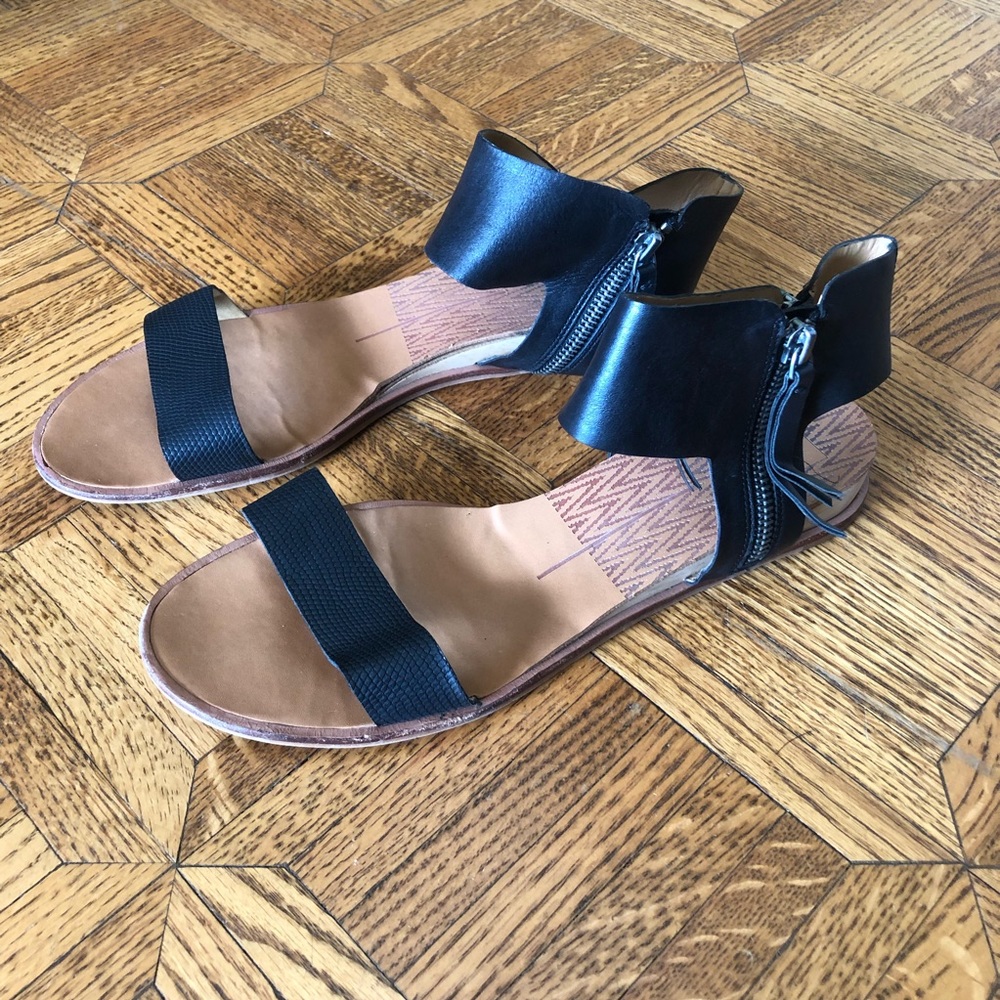 Dolce vita sandals